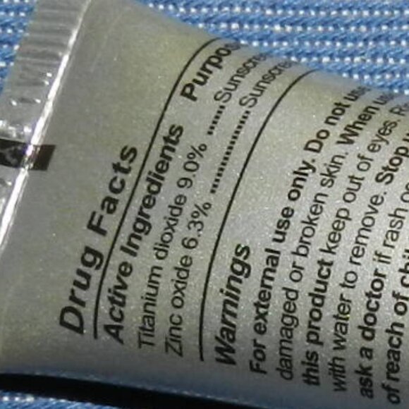 IT Cosmetics CC+ Cream Full Coverage Color Corrector 50+ Light Mediu🆕😮‍💨⚡🚚 - Picture 6 of 12